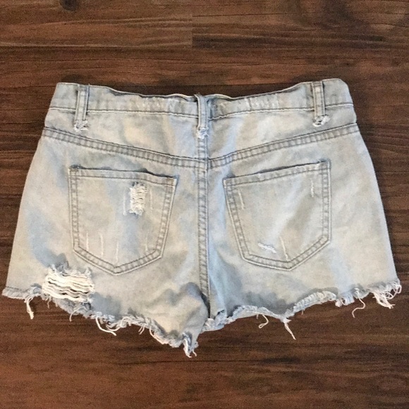 Forever 21 Distressed Shorts - Picture 2 of 2